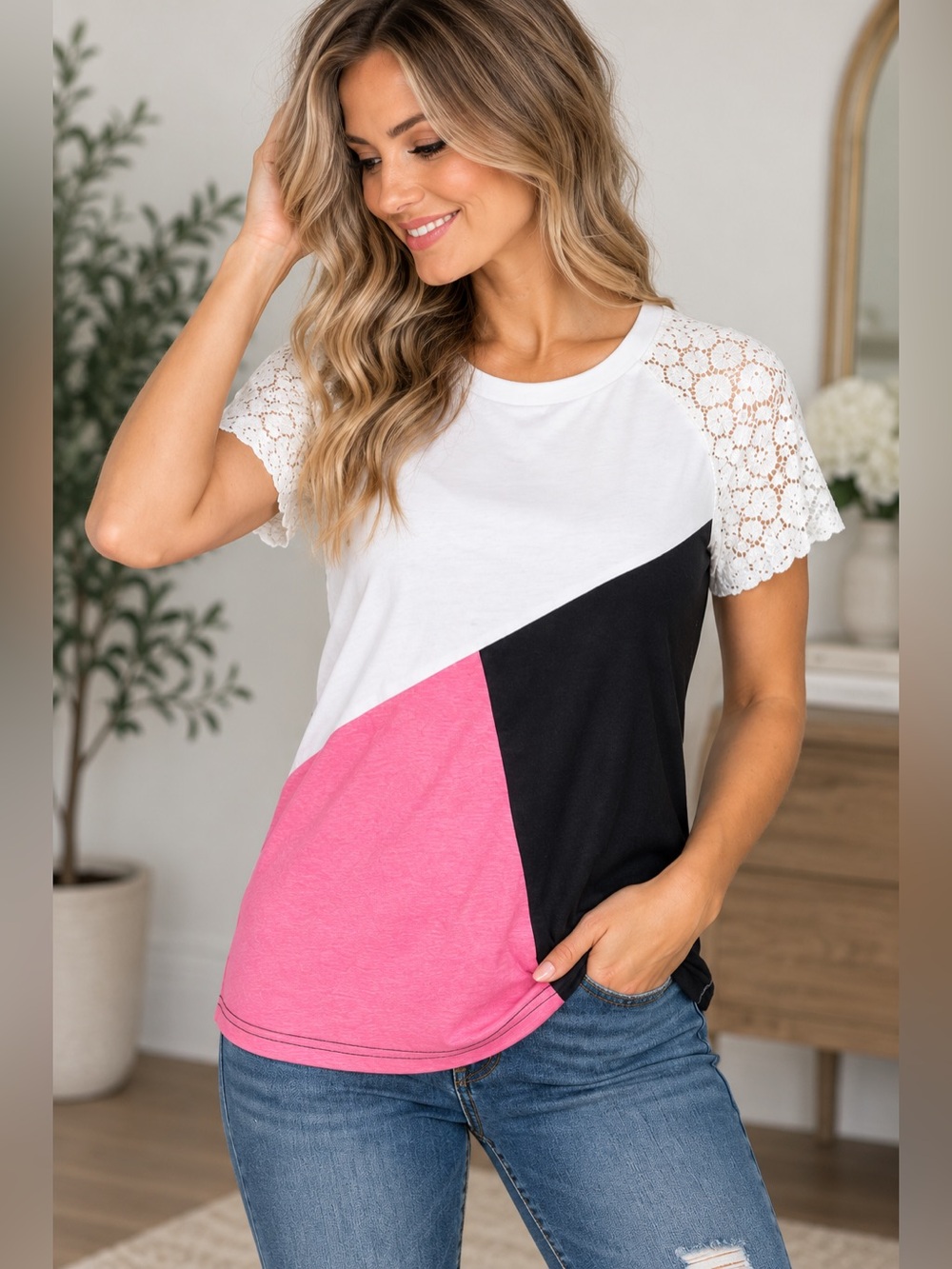 Women’s Medium Colorblock Pink Black White Lace Sleeve Top